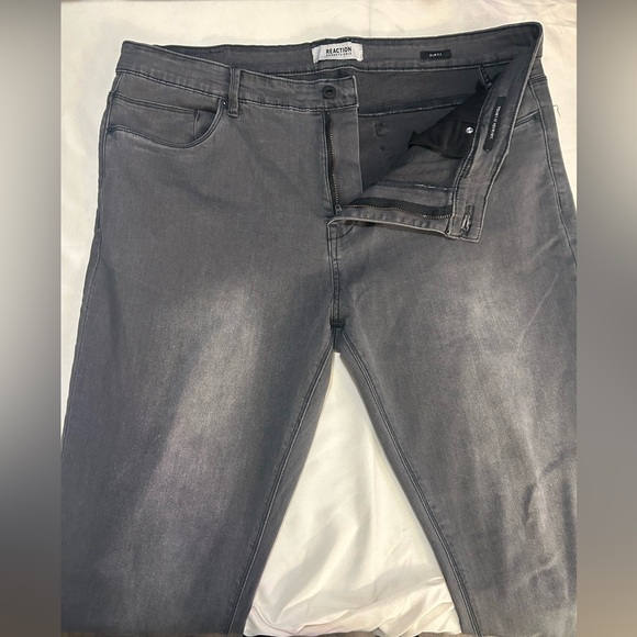 Kenneth Cole Reaction Gray Jeans - Picture 1 of 5